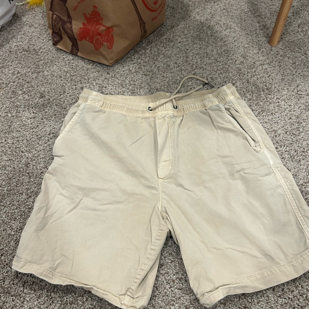 American Eagle 7in inseam shorts